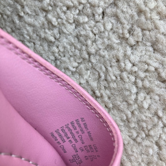 Montego Bay Club Pink Slide Sandals Size 6 - Picture 6 of 6